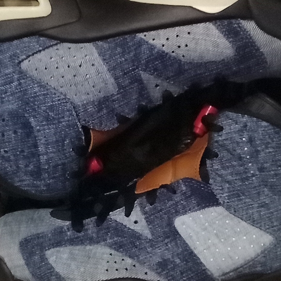 Air Jordan size 8 Retros - Picture 7 of 8